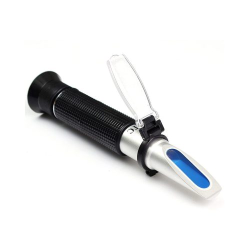 Handy refractometer for measuring alcohol content